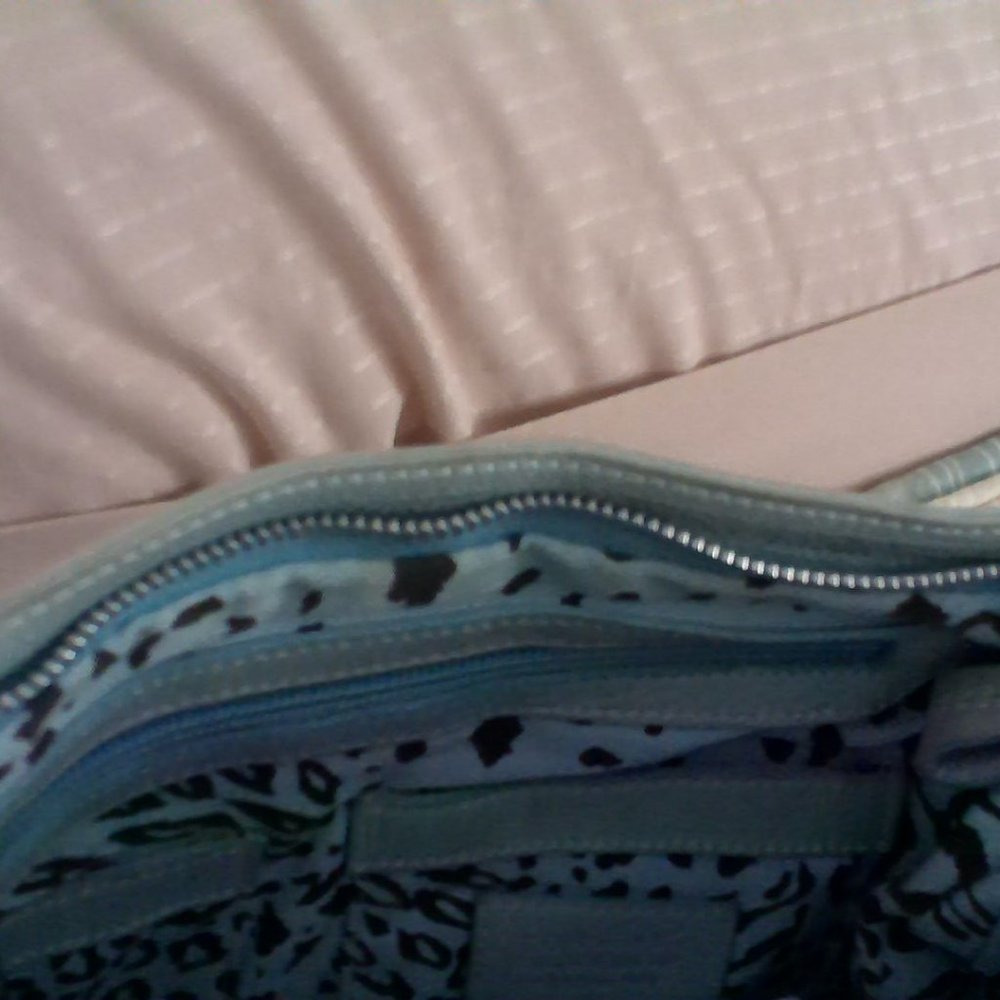 Designer baby blue leather bag, like new - Picture 5 of 6